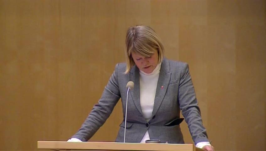 Stillbild från Debatt om förslag: Subsidiaritetsprövning av förslag till förordning om Europeiska centralbankens tillsyn över kreditinstitut (KOM(2012) 511 slutlig)