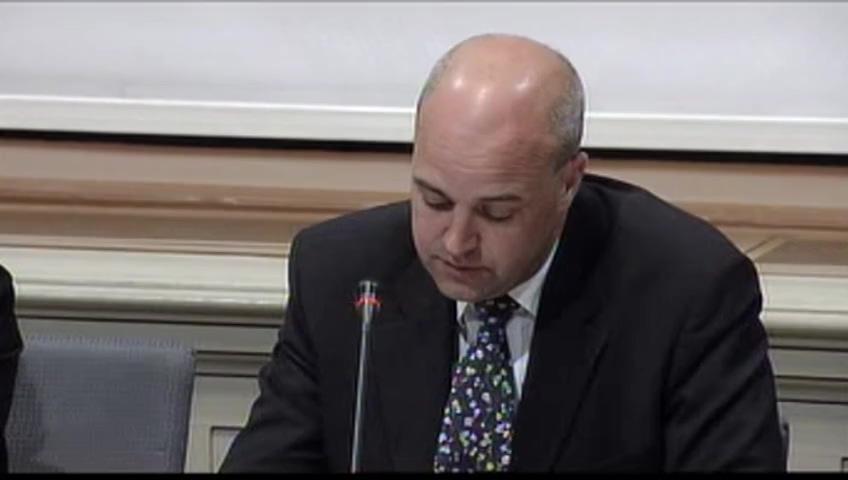 Stillbild från Öppen utfrågning, Statsministern informerar om Europeiska rådets möte