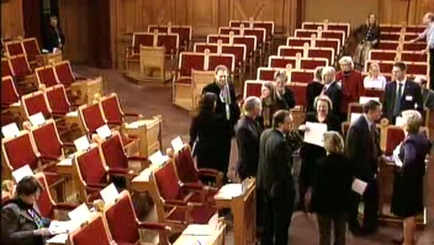 Stillbild från Öppen utfrågning, Mångfald i vården