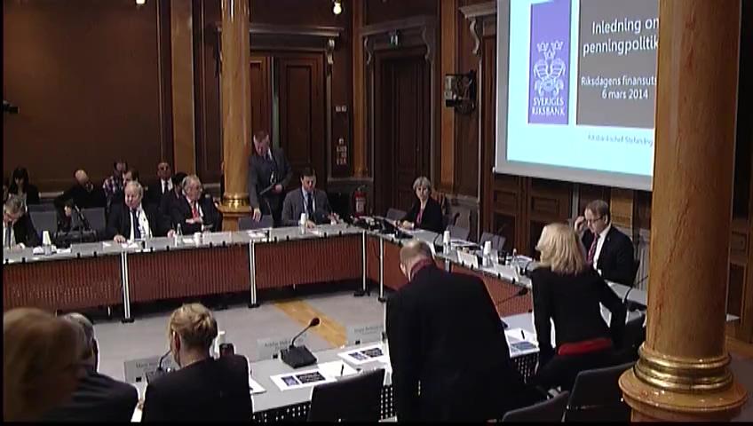 Stillbild från Öppen utfrågning, Öppen utfrågning om penningpolitiken