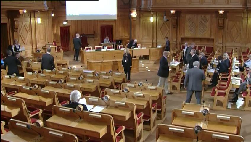 Stillbild från Öppen utfrågning, Finanspolitiska rådets rapport