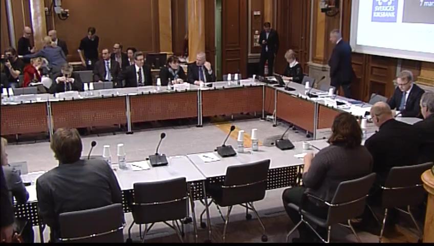 Stillbild från Öppen utfrågning, Öppen utfrågning om penningpolitiken 
