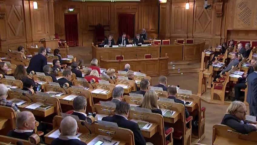 Stillbild från Öppen utfrågning, Öppen utfrågning om den enskildes ansvar i kris eller krig