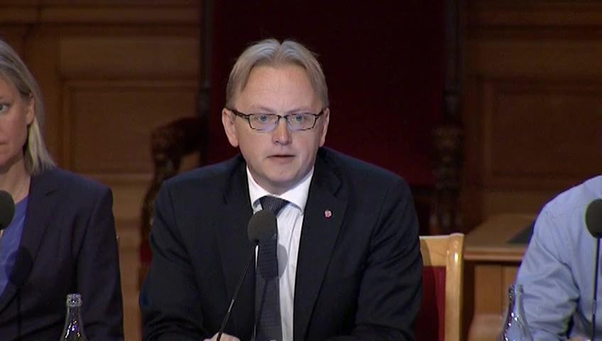 Stillbild från Öppen utfrågning, Öppen utfrågning om svensk finanspolitik