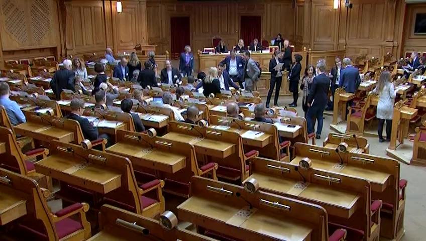 Stillbild från Öppen utfrågning, Öppen utfrågning om lärarbrist i skolan