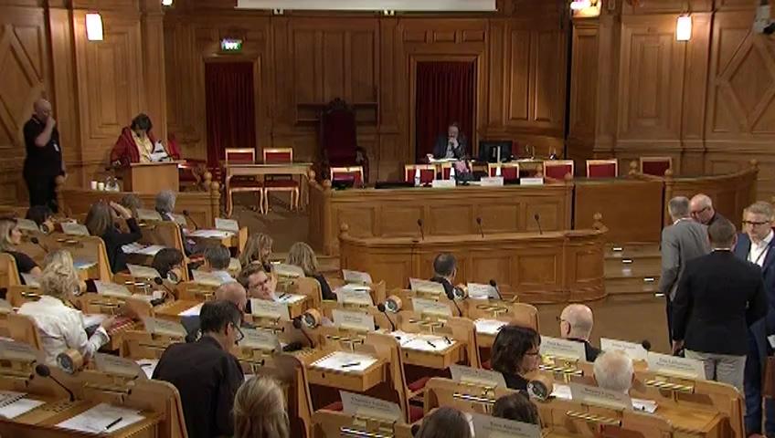 Stillbild från Öppen utfrågning, Öppen utfrågning om bristen på utbildade inom naturvetenskap och teknik