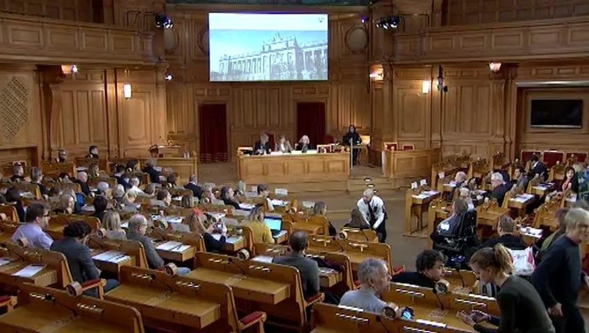 Stillbild från Öppen utfrågning, Öppen utfrågning om personlig assistans