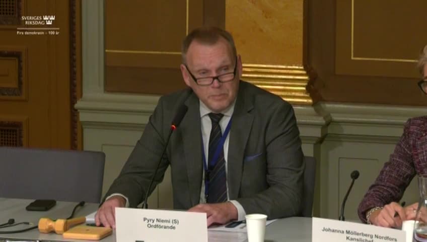 Stillbild från Öppet sammanträde, Öppet sammanträde i EU-nämnden