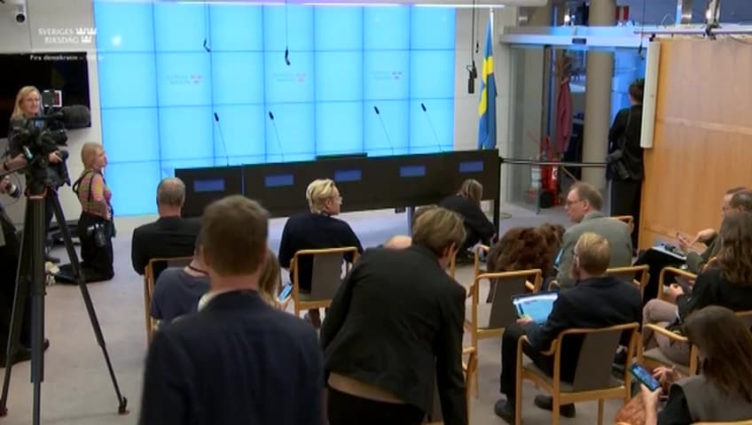Stillbild från Presskonferens, Pressträff med talman Andreas Norlén