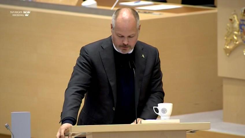 Stillbild från Interpellationsdebatt, Hållbara offentliga finanser