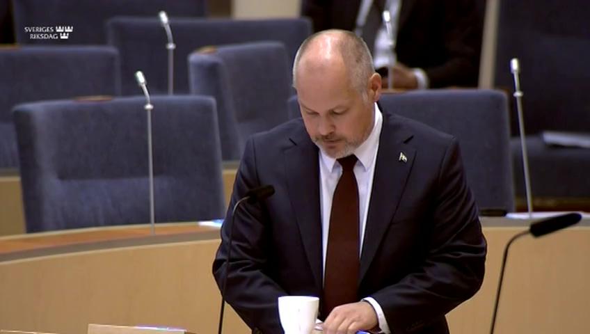 Stillbild från Interpellationsdebatt, Åtgärder mot vålds- och sexualbrott