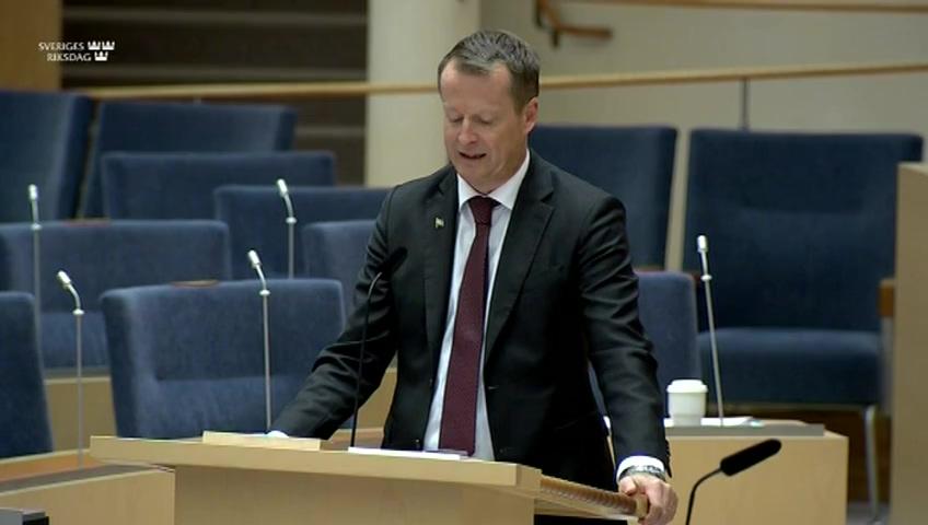 Stillbild från Interpellationsdebatt, Laddning av elbilar