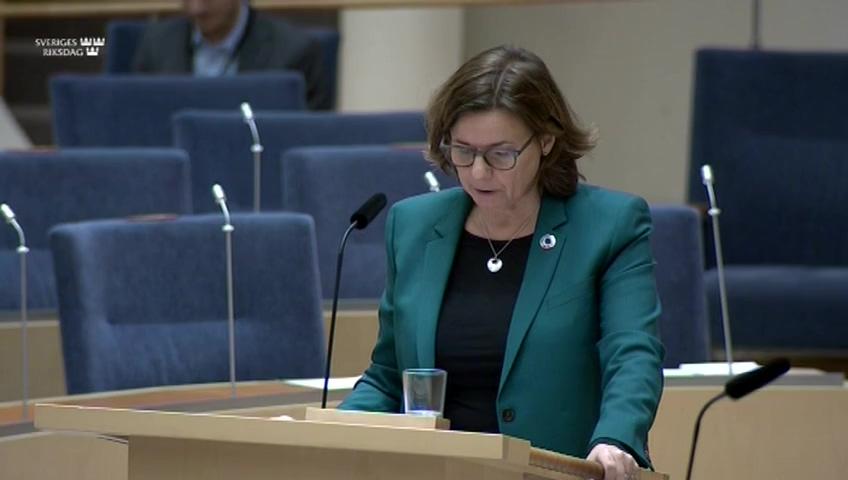 Stillbild från Interpellationsdebatt, Blyförbud 