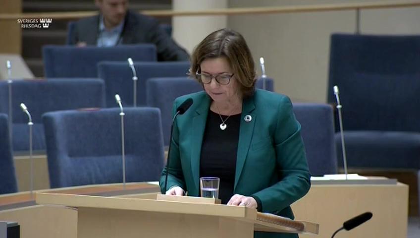 Stillbild från Interpellationsdebatt, Det kommunala vetot