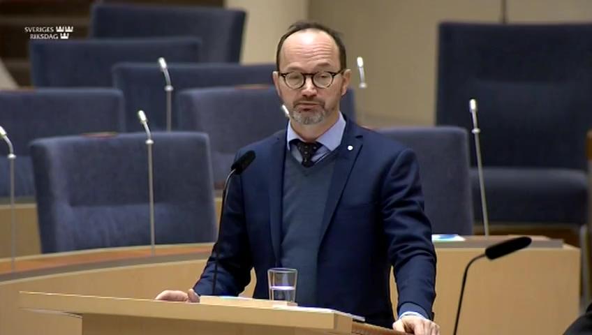 Stillbild från Interpellationsdebatt, Skydd av personal som har vägen som arbetsplats