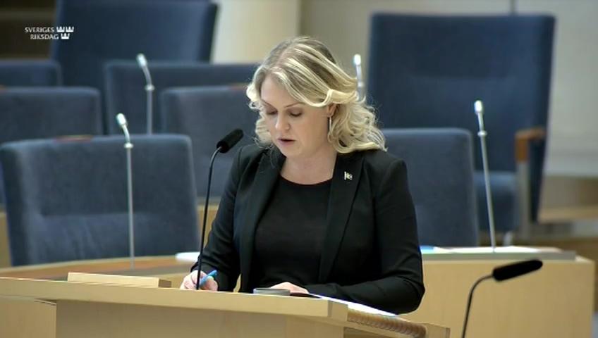 Stillbild från Interpellationsdebatt, Fastspänning som tvångsåtgärd inom psykiatrin