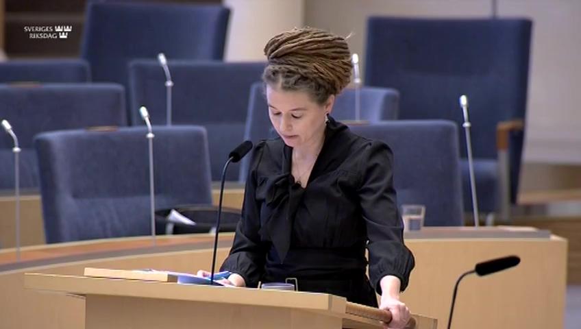 Stillbild från Interpellationsdebatt, Ridsport under coronapandemin