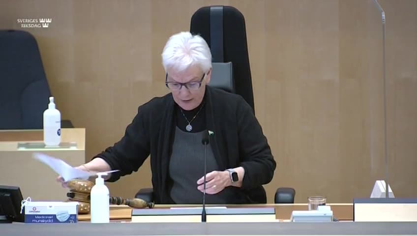 Stillbild från Beslut, Beslut