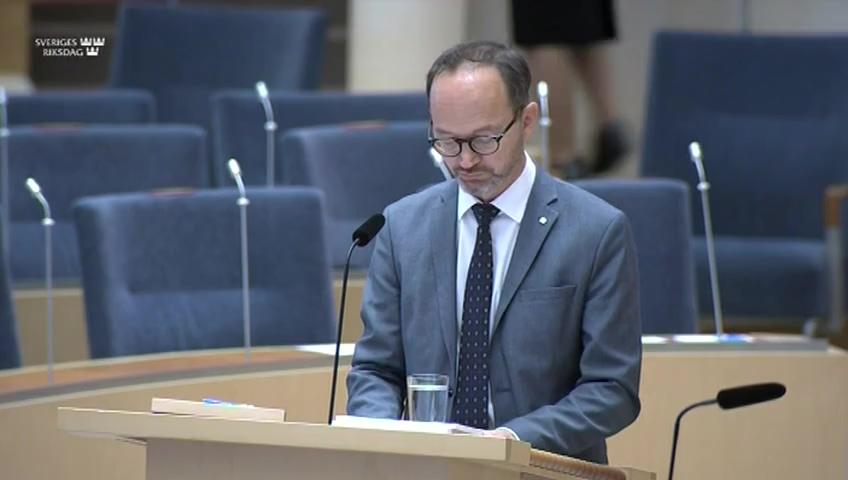 Stillbild från Interpellationsdebatt, Åtgärder för ökad trafiksäkerhet för jakthundar