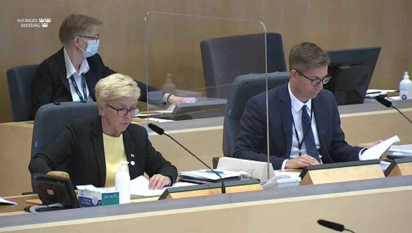 Stillbild från Beslut, Beslut