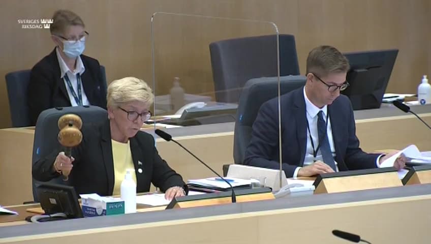 Stillbild från Beslut, Beslut