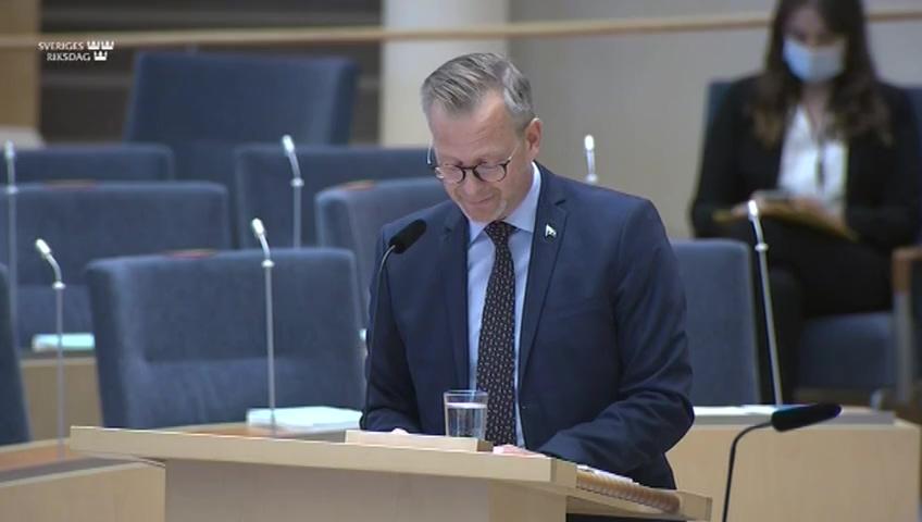 Stillbild från Interpellationsdebatt, Mackar på landsbygden