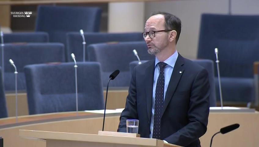 Stillbild från Interpellationsdebatt, Beredskapsflygplatser
