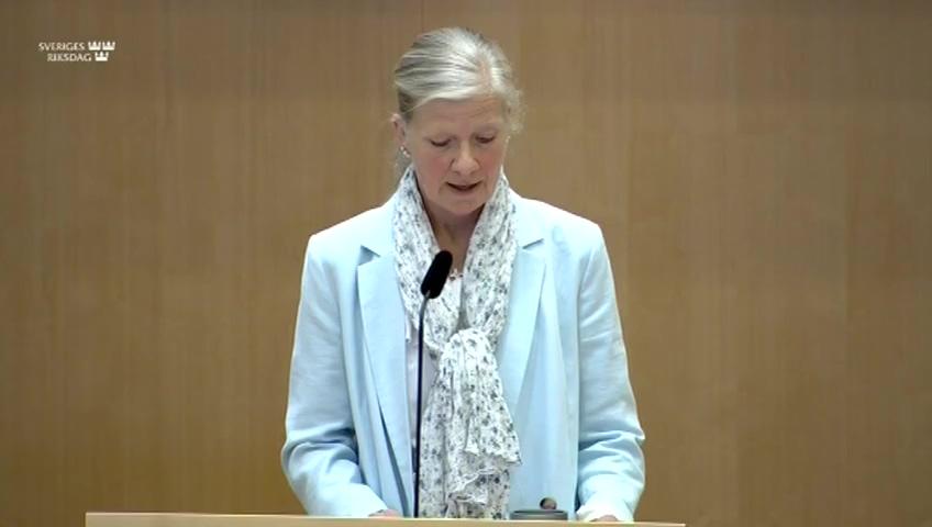 Stillbild från Debatt om förslag, Lärare och elever