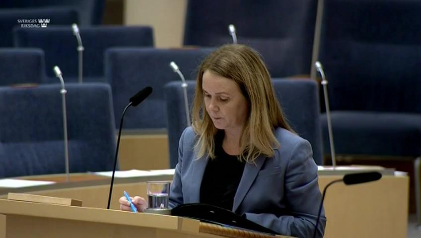 Stillbild från Interpellationsdebatt, Antalet mjölkbönder