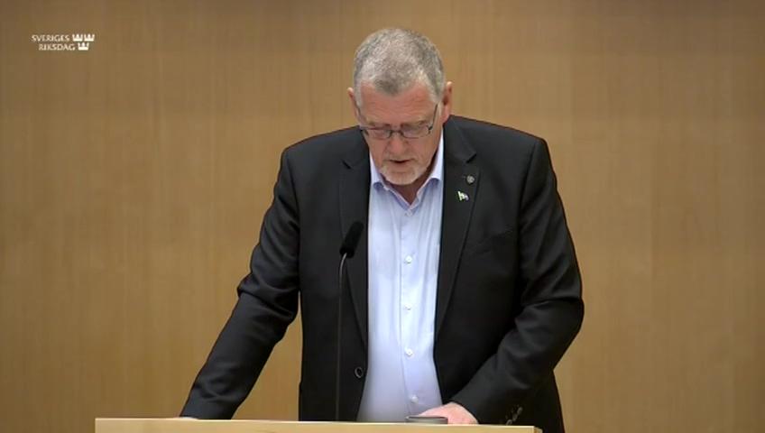 Stillbild från Debatt om förslag, Användningsförbud och avskyltning av fordon med obetalda felparkerings-avgifter