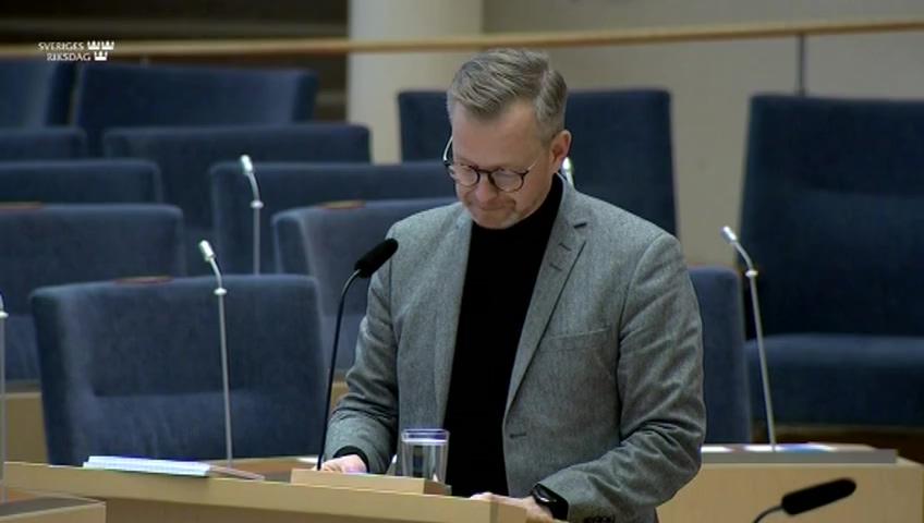 Stillbild från Interpellationsdebatt, Isolering och långa häktningstider