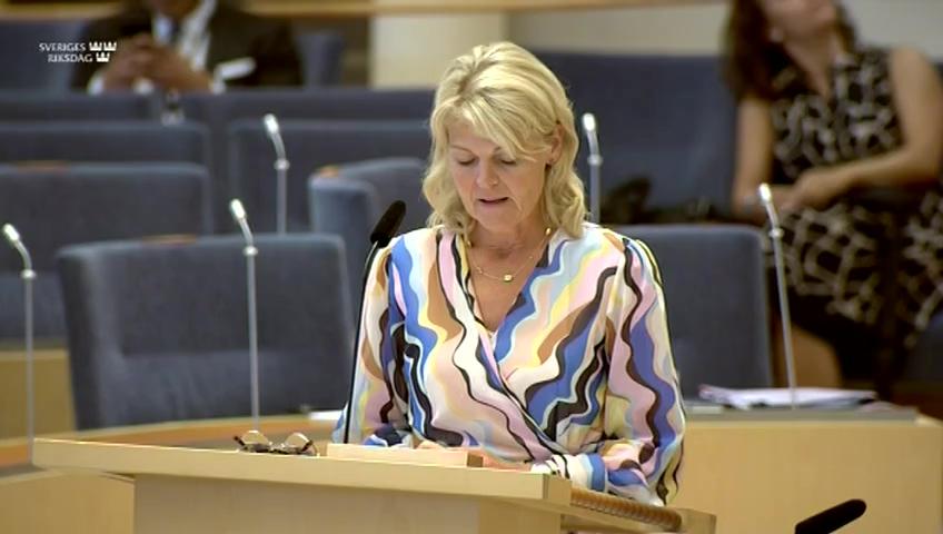 Stillbild från Interpellationsdebatt, Rättigheter vid handel