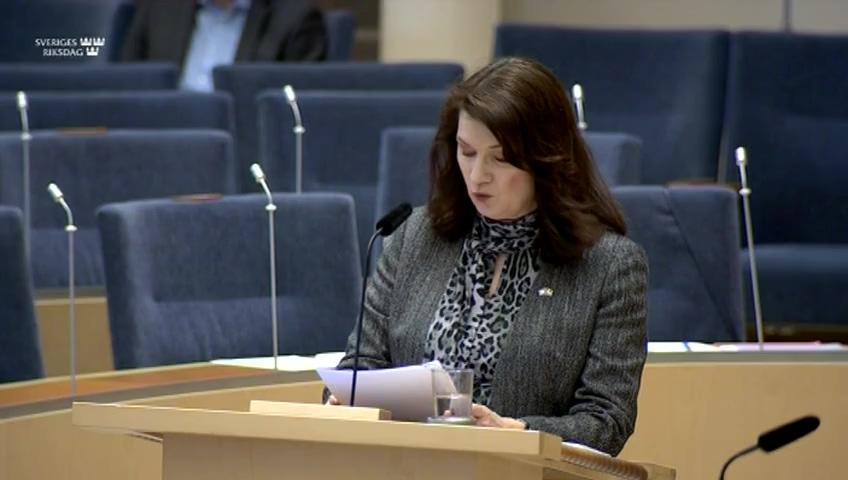 Stillbild från Interpellationsdebatt, Plundring av urbefolkningar