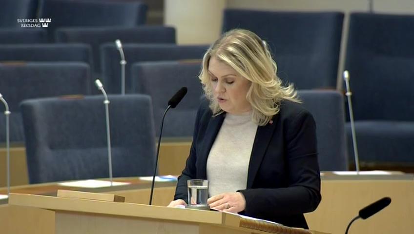 Stillbild från Interpellationsdebatt, Olagliga adoptioner från Chile