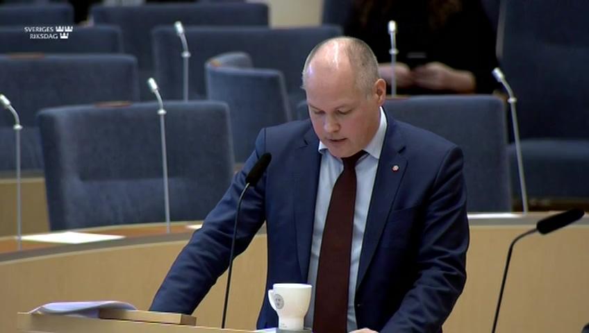 Stillbild från Interpellationsdebatt, Karens vid ansökan om medborgarskap