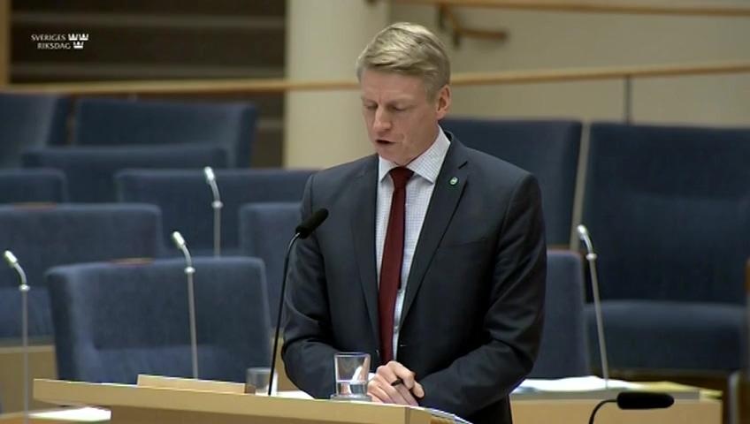 Stillbild från Interpellationsdebatt, Det offentliga åtagandet inom geodata 