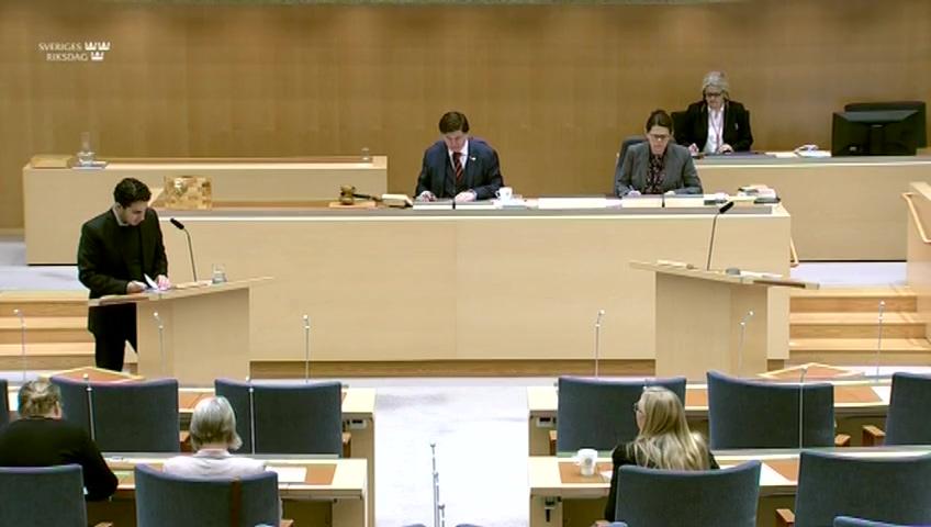 Stillbild från Interpellationsdebatt, En humanare sjukförsäkring