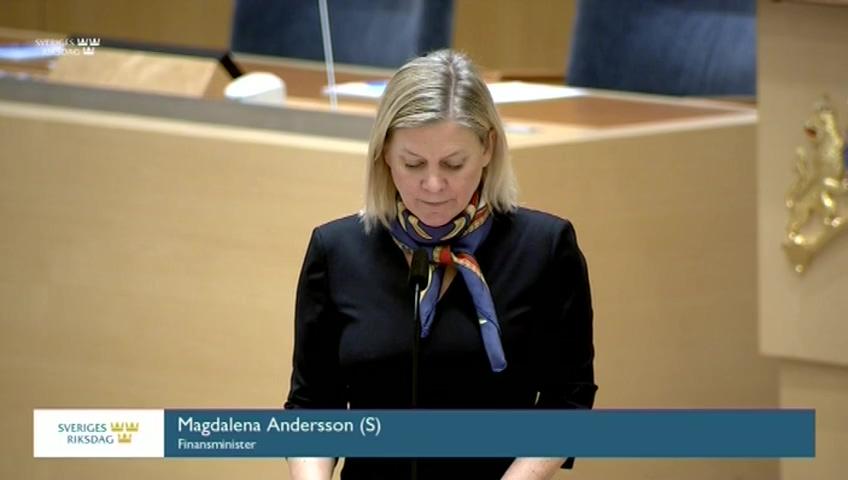 Stillbild från Interpellationsdebatt, Närhet till samhällsservice