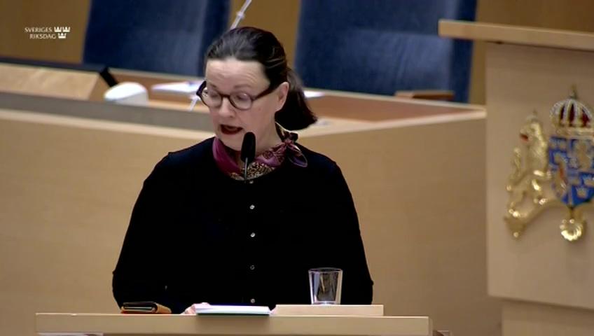 Stillbild från Interpellationsdebatt, Referenser till Bibeln och religiösa urkunder i grundskolans nya kursplan 