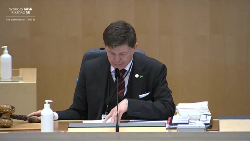 Stillbild från Beslut, Beslut