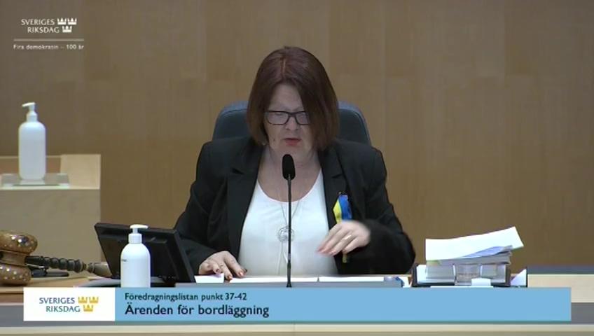 Stillbild från Debatt om förslag, Ett teknikneutralt krav på underskrift av regeringsbeslut