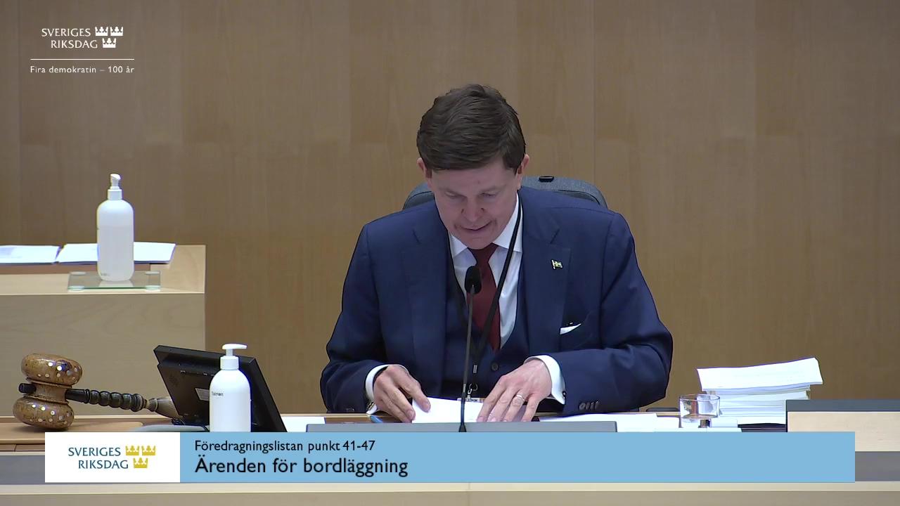 Stillbild från Debatt om förslag, Ändringar i ersättningslagen