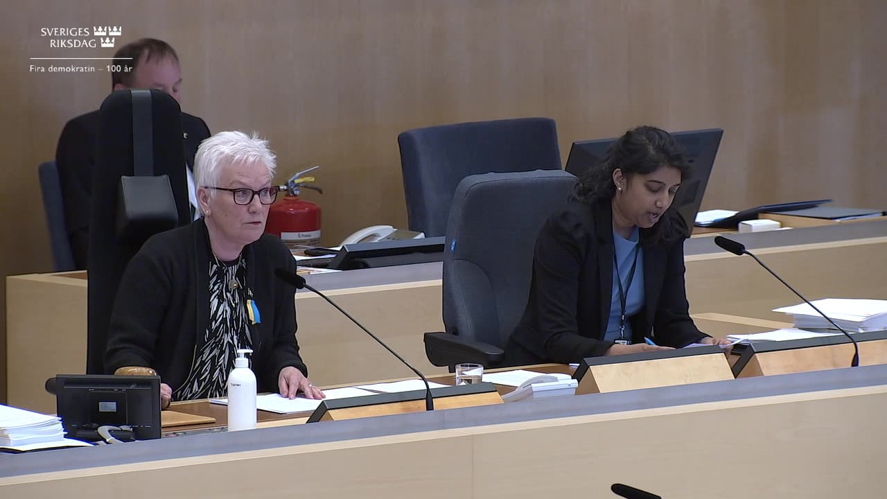 Stillbild från Beslut, Beslut
