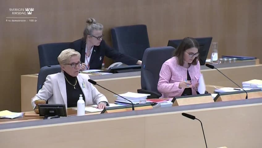 Stillbild från Beslut, Beslut