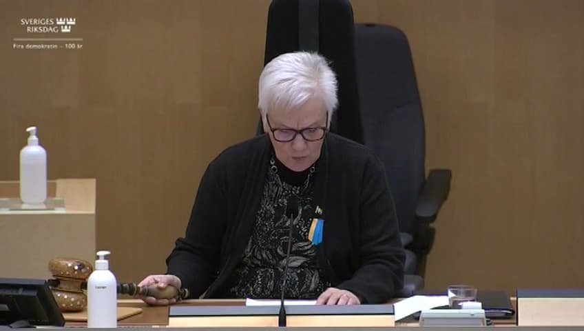 Stillbild från Beslut, Beslut