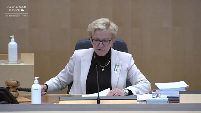Stillbild från Beslut, Beslut