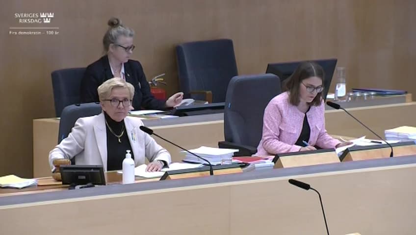 Stillbild från Beslut, Beslut