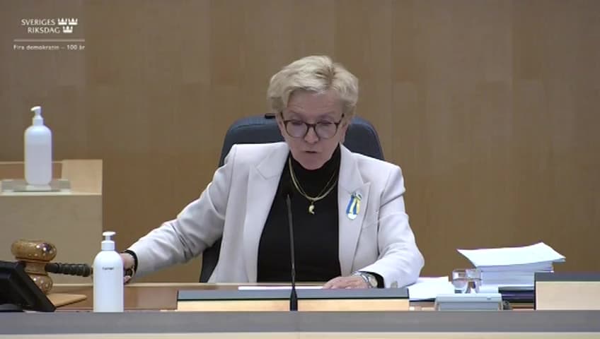 Stillbild från Beslut, Beslut