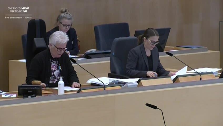 Stillbild från Beslut, Beslut