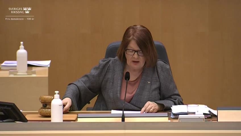 Stillbild från Beslut, Beslut